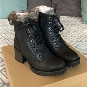 Steve Madden Comfort Black Lace up Boots